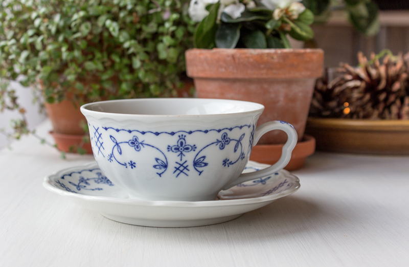 Level Up Your Hosting Game with the Ultimate Pre-Party Cleaning Checklist